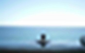 photo-1488345979593-09db0f85545f